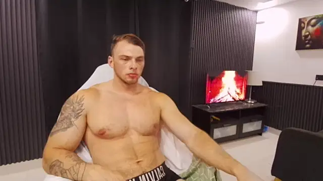 YourHotGreg online show from 06-11-26, 04:09