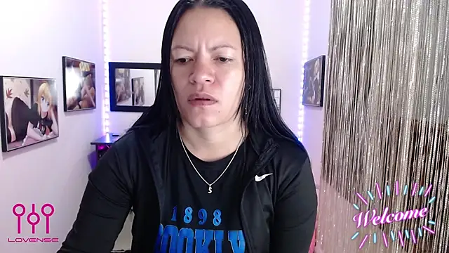 Cristal w online show from 10-14-25, 12:50