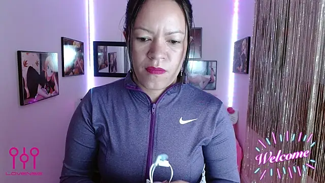 Cristal w online show from 09-12-25, 01:00