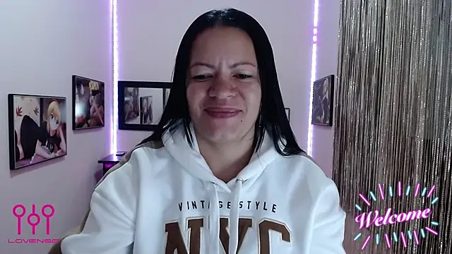 Cristal w online show from 09-30-25, 12:55