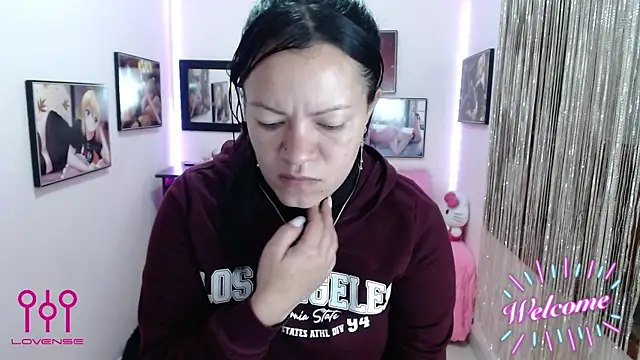 Cristal w online show from 10-31-25, 01:30