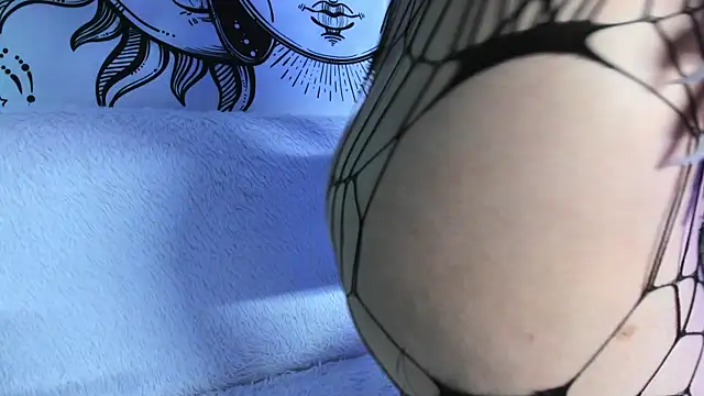 sweeeet poison online show from 07-24-26, 03:46