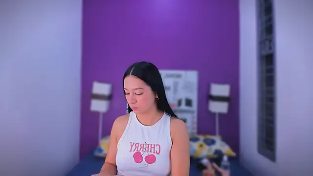 Lila Pinky online show from 11-10-25, 12:54