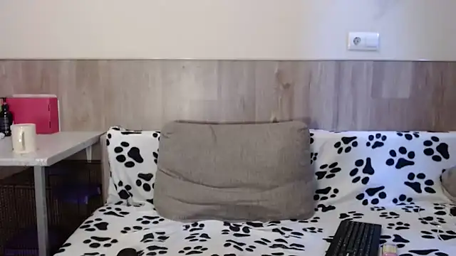 Snapshot of 28nick28 chatting on 01-17-25, 08:24 28nick28 online show from 01-17-25, 08:24