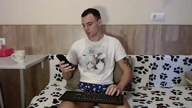 Snapshot of 28nick28 chatting on 01-27-25, 11:54 28nick28 online show from 01-27-25, 11:54