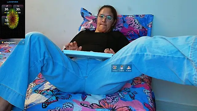 Snapshot of mrsmaira chatting on 02-20-25, 06:57 mrsmaira online show from 02-20-25, 06:57