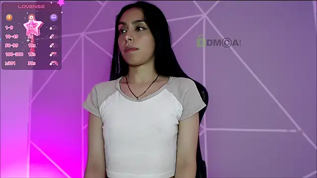 Snapshot of lilylouisee chatting on 09-16-25, 09:43 lilylouisee online show from 09-16-25, 09:43