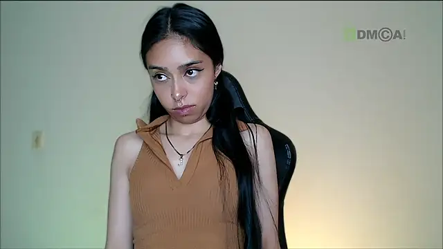 Snapshot of lilylouisee chatting on 02-07-25, 09:26 lilylouisee online show from 02-07-25, 09:26