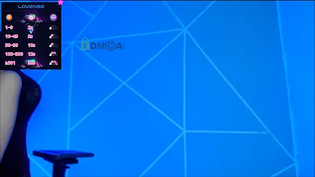 lilylouisee online show from 10-28-25, 03:00