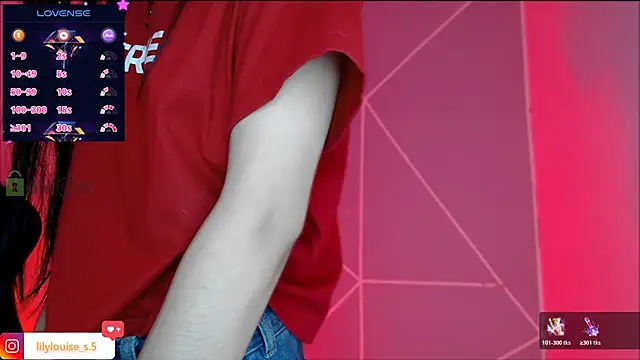 lilylouisee online show from 11-16-25, 10:24