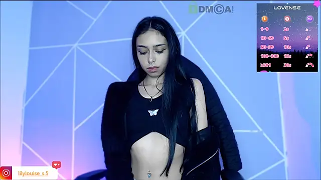 Snapshot of lilylouisee chatting on 03-27-26, 03:57 lilylouisee online show from 03-27-26, 03:57