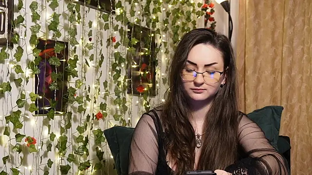 Snapshot of NaughtYHomemadE chatting on 02-28-26, 10:04 NaughtYHomemadE online show from 02-28-26, 10:04