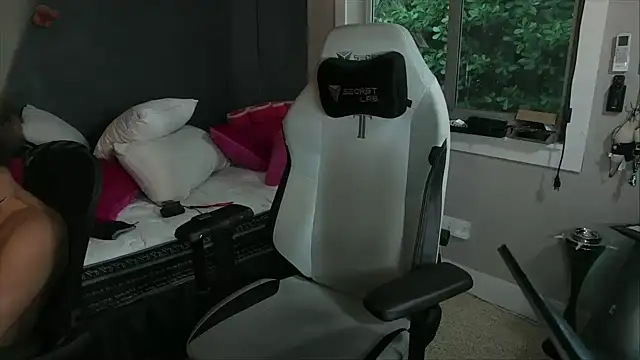 KingCal205 online show from 10-30-25, 10:39