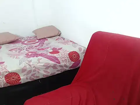 Hazel donna online show from 02-12-26, 07:30