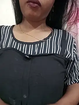 Snapshot of Anusri- chatting on 06-14-26, 04:08 Anusri- online show from 06-14-26, 04:08