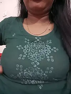 Snapshot of Anusri- chatting on 06-09-26, 09:05 Anusri- online show from 06-09-26, 09:05