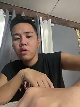 xgregor07 online show from 12-19-25, 02:04