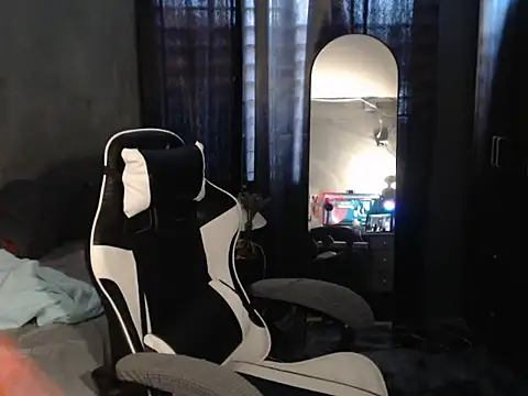 xgregor07 online show from 01-12-26, 04:52