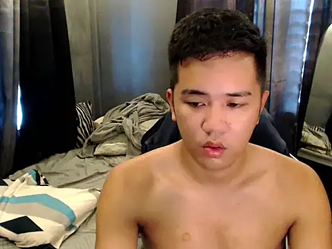 Snapshot of xgregor07 chatting on 10-12-25, 05:53 xgregor07 online show from 10-12-25, 05:53