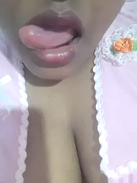 Snapshot of Shanaya_Nice chatting on 12-02-24, 02:03 Shanaya Nice online show from 12-02-24, 02:03