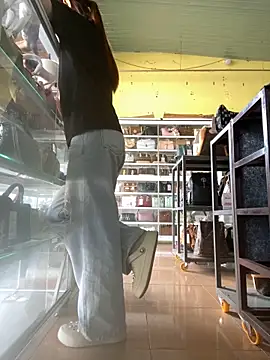 Rosa 998 online show from 04-18-26, 02:14