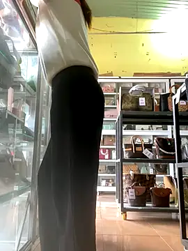 Rosa 998 online show from 12-16-25, 01:10