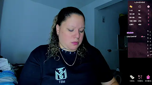 Snapshot of mariana_maze chatting on 01-21-25, 07:15 mariana maze online show from 01-21-25, 07:15