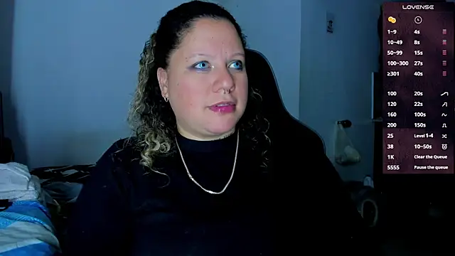 Snapshot of mariana_maze chatting on 01-22-25, 02:59 mariana maze online show from 01-22-25, 02:59