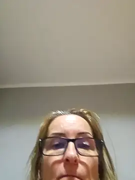 Steffi45 online show from 11-13-25, 08:35