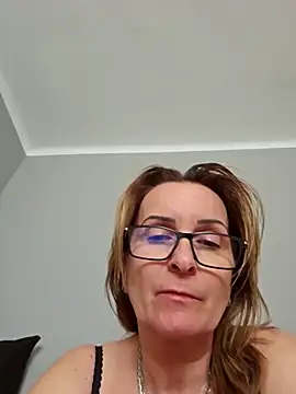 Steffi45 online show from 03-25-26, 01:54