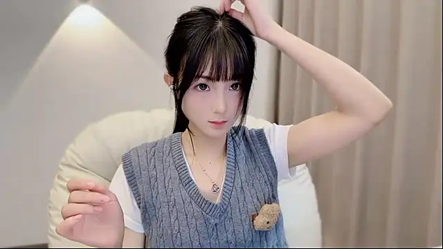 Snapshot of SHUIshui_ chatting on 09-24-25, 01:39 SHUIshui online show from 09-24-25, 01:39