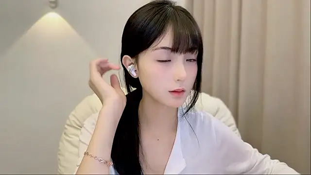 Snapshot of SHUIshui_ chatting on 09-28-25, 12:56 SHUIshui online show from 09-28-25, 12:56
