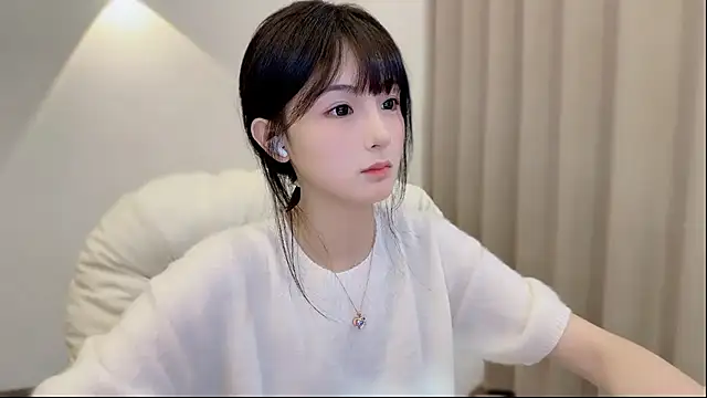 Snapshot of SHUIshui_ chatting on 09-21-25, 12:54 SHUIshui online show from 09-21-25, 12:54
