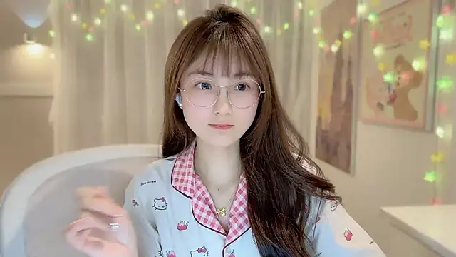 Snapshot of SHUIshui_ chatting on 01-25-25, 03:30 SHUIshui online show from 01-25-25, 03:30