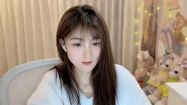 Snapshot of SHUIshui_ chatting on 01-19-25, 01:01 SHUIshui online show from 01-19-25, 01:01