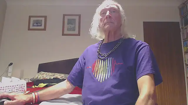 WaverlyKernow online show from 11-03-25, 01:37