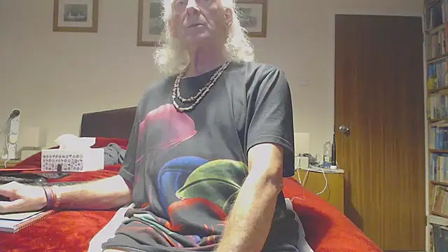 WaverlyKernow online show from 12-18-25, 10:30