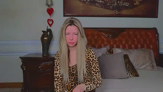 Real Tini online show from 02-13-26, 06:13