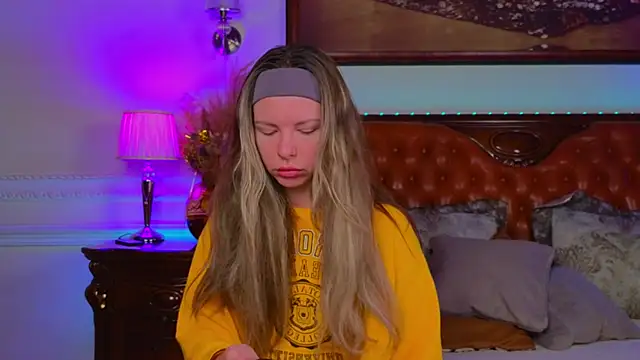 Real Tini online show from 01-08-26, 06:08