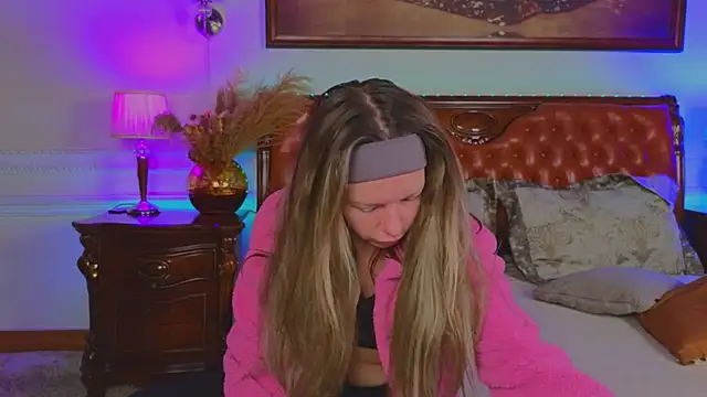 Real Tini online show from 01-12-26, 06:20