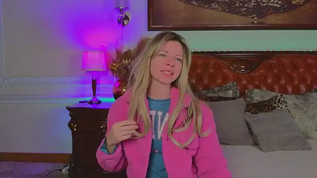 Real Tini online show from 02-03-26, 06:22