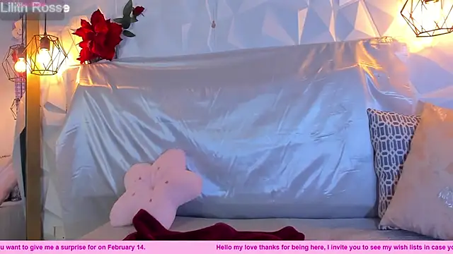 Snapshot of lilith__rosse chatting on 02-19-25, 07:37 lilith rosse online show from 02-19-25, 07:37