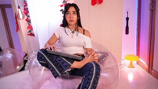 lilith  rosse online show from 12-21-25, 02:41