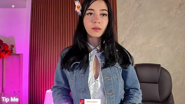 Snapshot of lilith__rosse chatting on 10-20-25, 12:38 lilith rosse online show from 10-20-25, 12:38