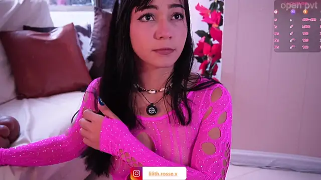 Snapshot of lilith__rosse chatting on 02-13-26, 01:11 lilith rosse online show from 02-13-26, 01:11