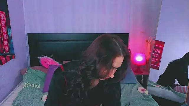 Snapshot of ArmiEri chatting on 02-19-26, 01:02 ArmiEri online show from 02-19-26, 01:02