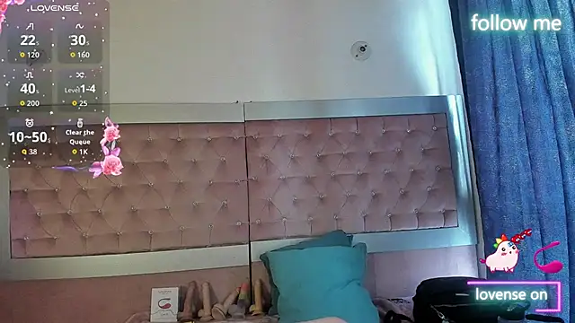 Snapshot of neeko_princes chatting on 06-09-26, 12:39 neeko princes online show from 06-09-26, 12:39