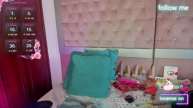 Snapshot of neeko_princes chatting on 04-13-26, 12:20 neeko princes online show from 04-13-26, 12:20