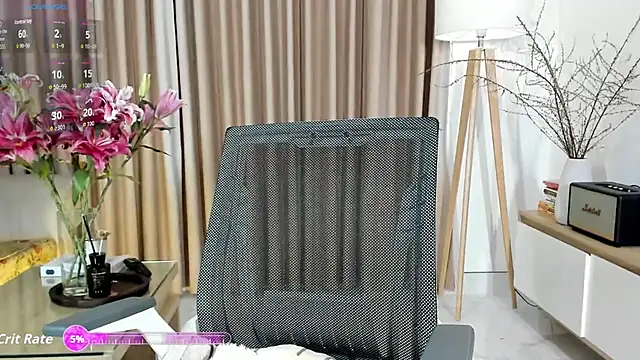  Joliie  online show from 02-25-26, 07:41