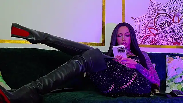 PandoraVolkov online show from 10-21-25, 08:47